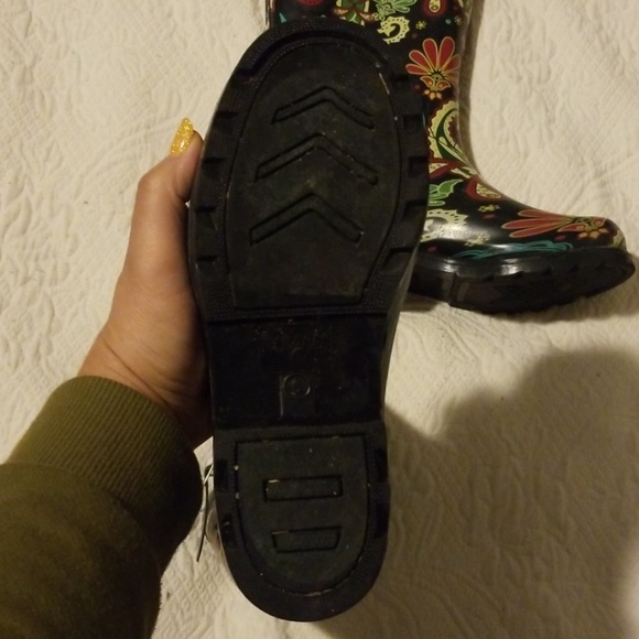 Nomad Women's Size 6 Kids size 4 Black Rain Boots - Picture 4 of 7